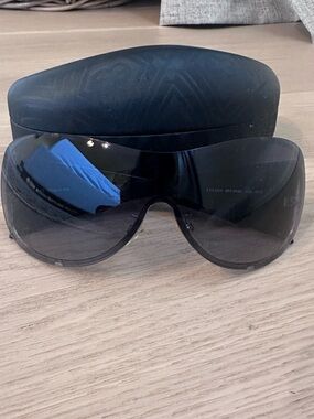 Escada SES 643S Oversized Shield Sunglasses Black Wrap Designer